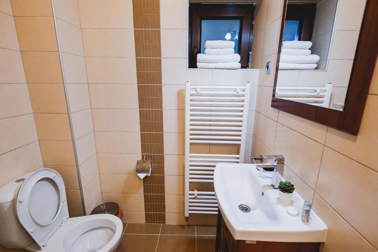 מלון Lotrioara River Retreat מראה חיצוני תמונה